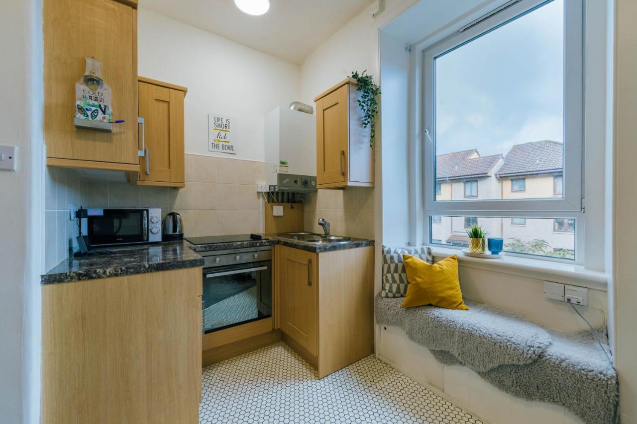 Stylish And Comfortable City Centre Apartment Edinburgh Exterior photo
